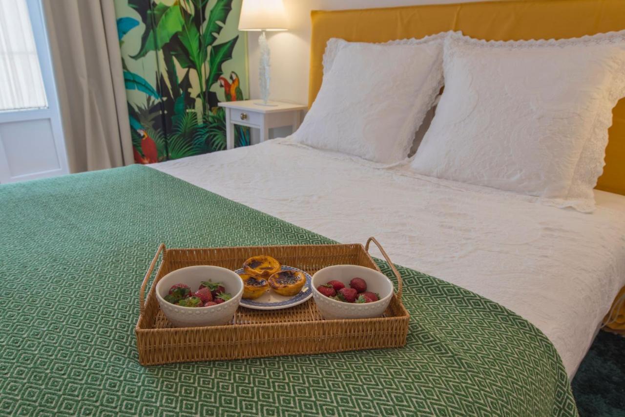 Lovelystay - Sunny Flat W/ Balcony Overseeing Graca And River Lisboa Eksteriør billede